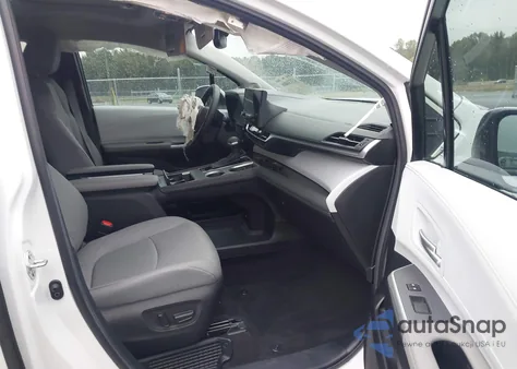 2025 Toyota Sienna Xle from USA, damaged, VIN 5TDJRKEC0SS236592